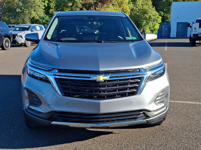 Used 2024 Chevrolet Equinox LT AWD/4WD image 2