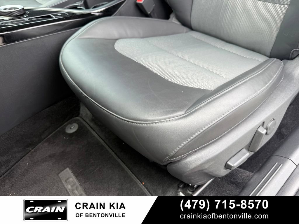 Certified 2024 Kia Niro Wind FWD image 24