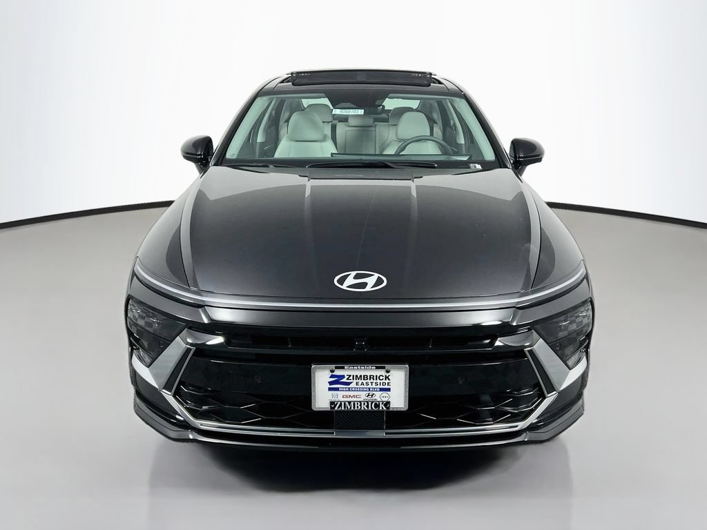 New 2026 Hyundai Sonata Limited FWD image 2