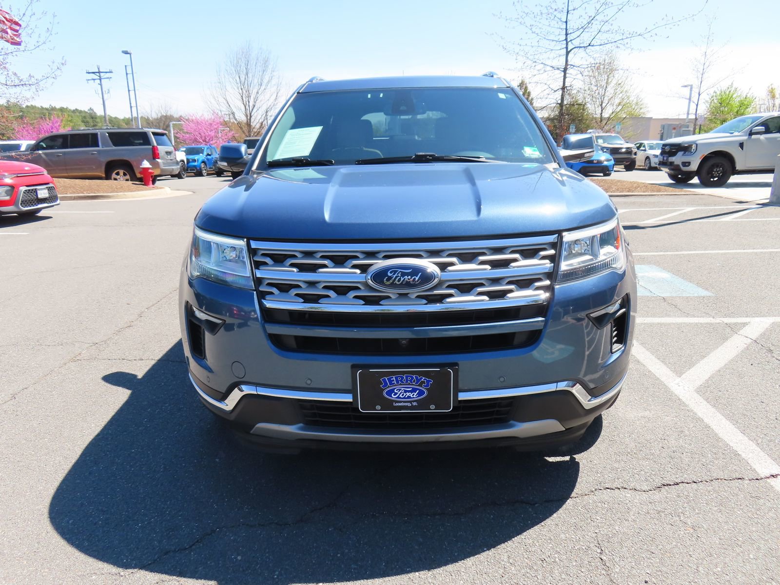 Used 2018 Ford Explorer Limited w/ Equipment Group 301A image 2