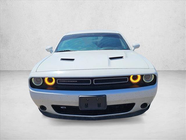 Used 2019 Dodge Challenger SXT RWD video 2