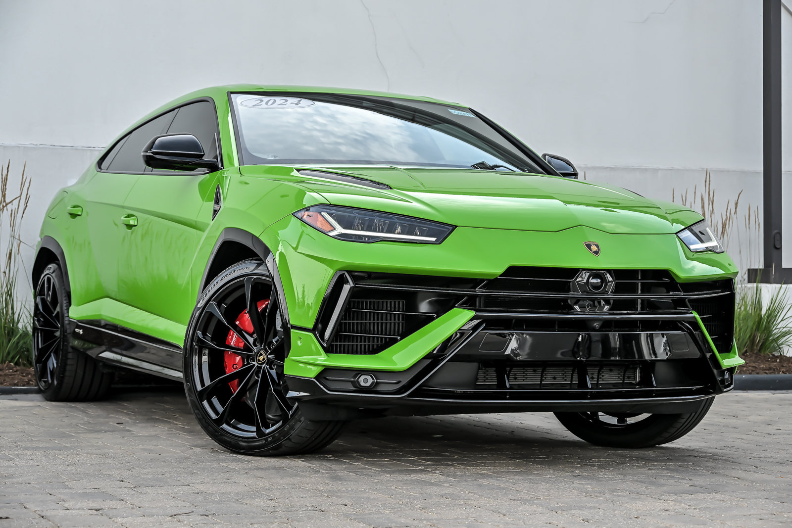Used 2024 Lamborghini Urus S AWD/4WD video 1