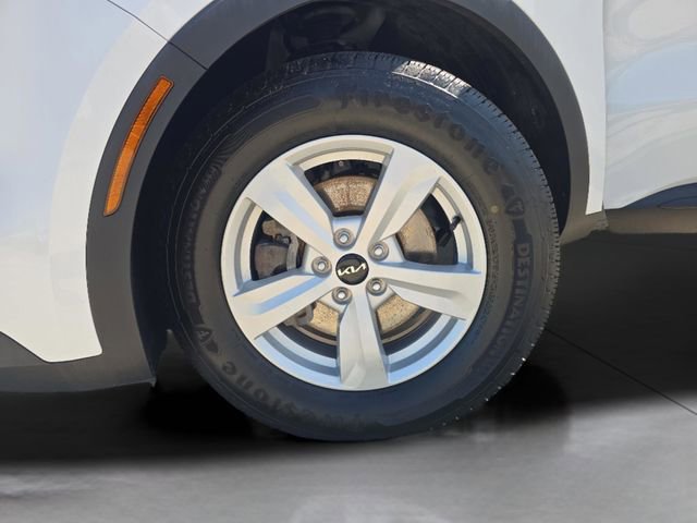 Used 2022 Kia Sorento LX image 25