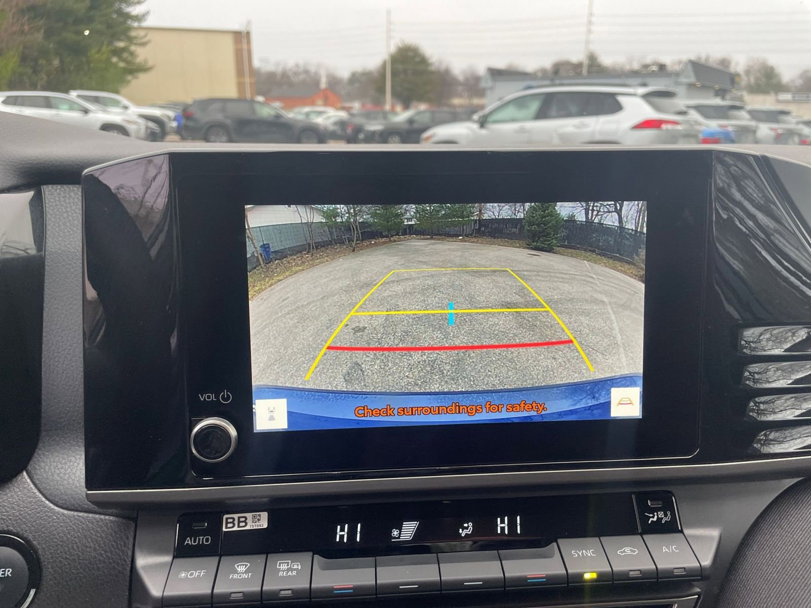 Used 2025 Toyota Camry LE image 17