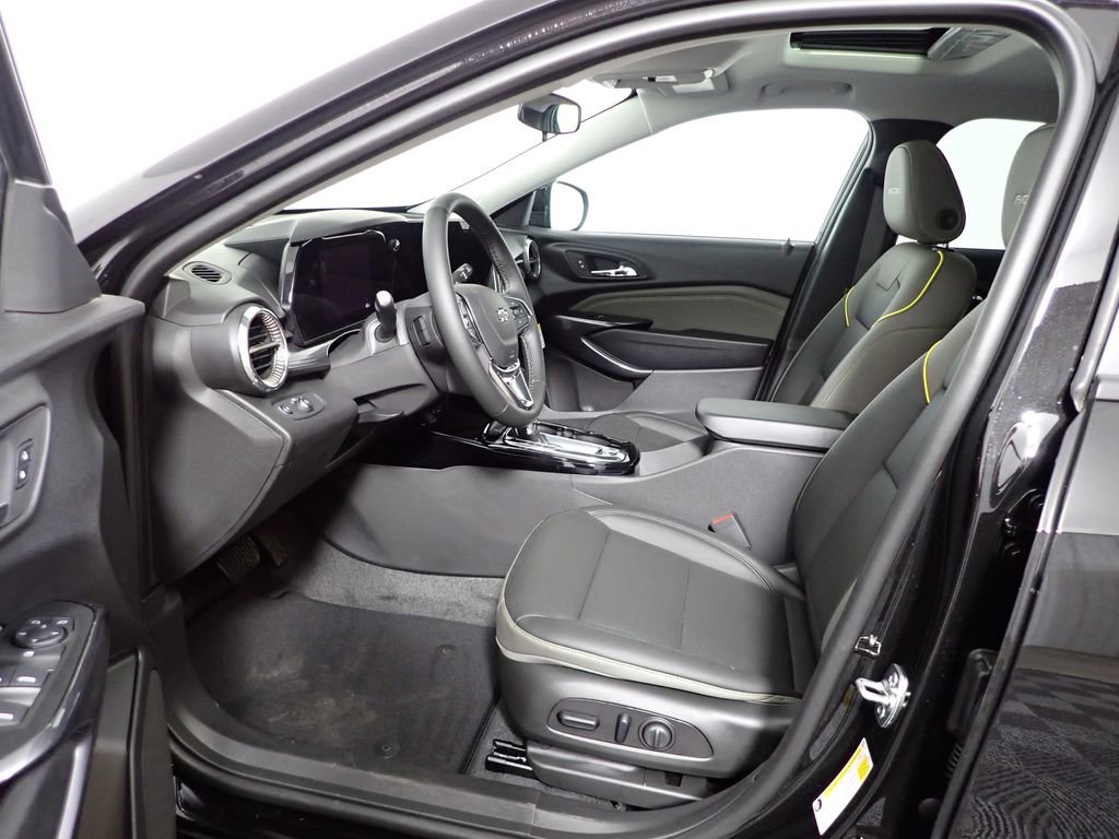 New 2026 Chevrolet Trax ACTIV w/ Sunroof Package image 20