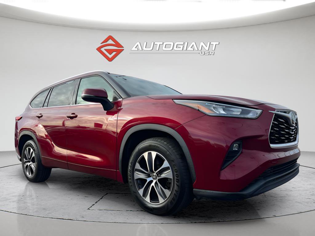 Used 2020 Toyota Highlander XLE image 9