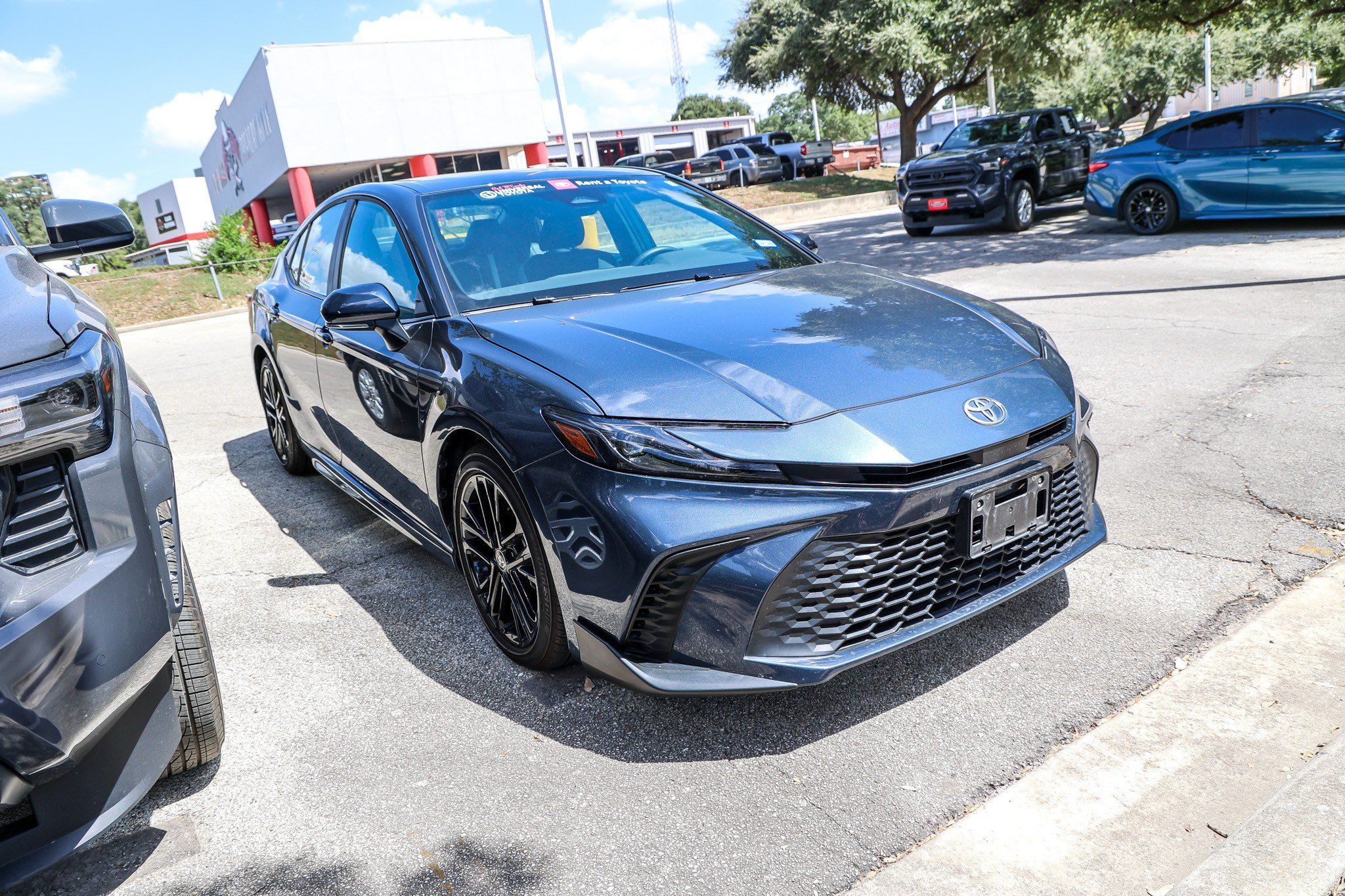 Used 2026 Toyota Camry SE w/ Multimedia Upgrade Package FWD image 6