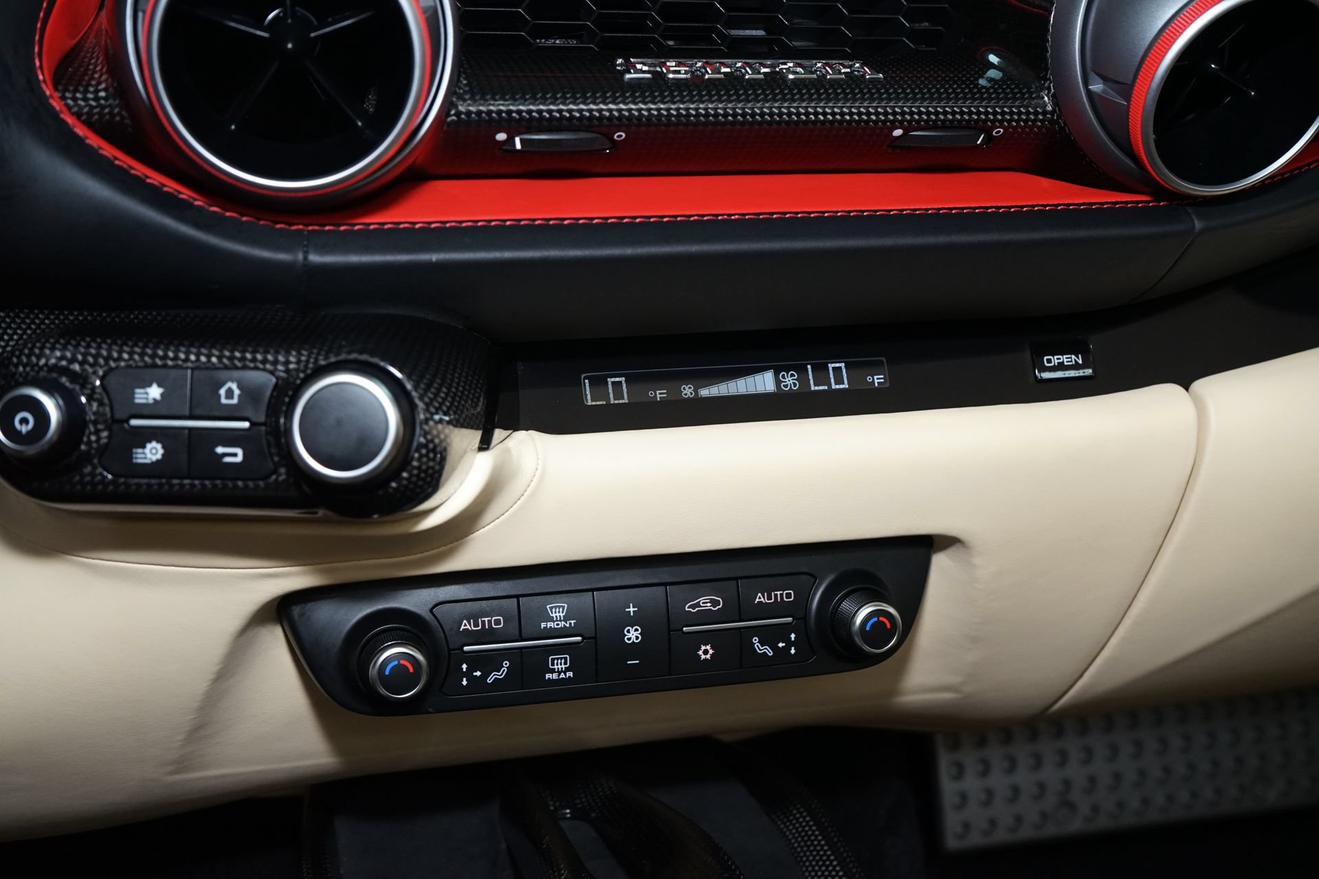 Used 2021 Ferrari 812 GTS RWD image 22