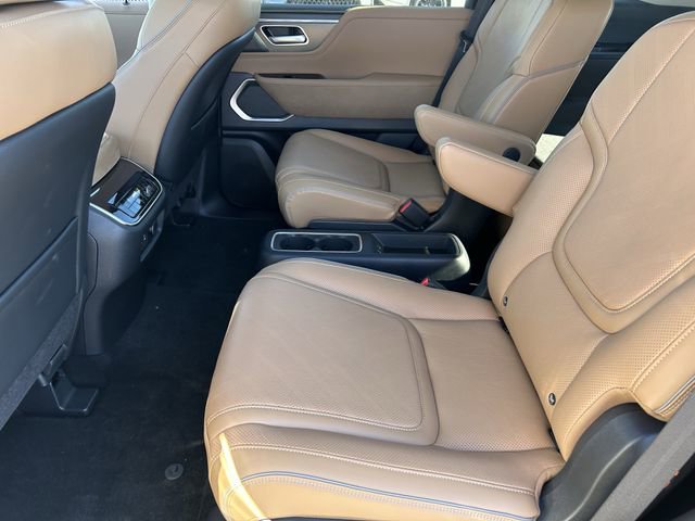 New 2026 INFINITI QX80 Luxe w/ Cargo Package AWD/4WD image 18