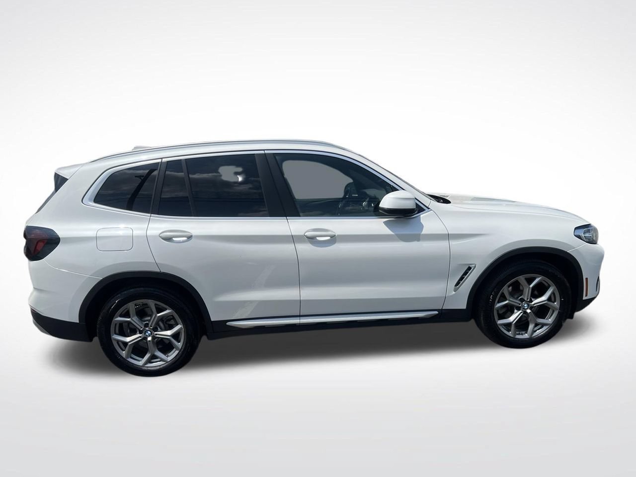 Used 2024 BMW X3 xDrive30i AWD/4WD image 6