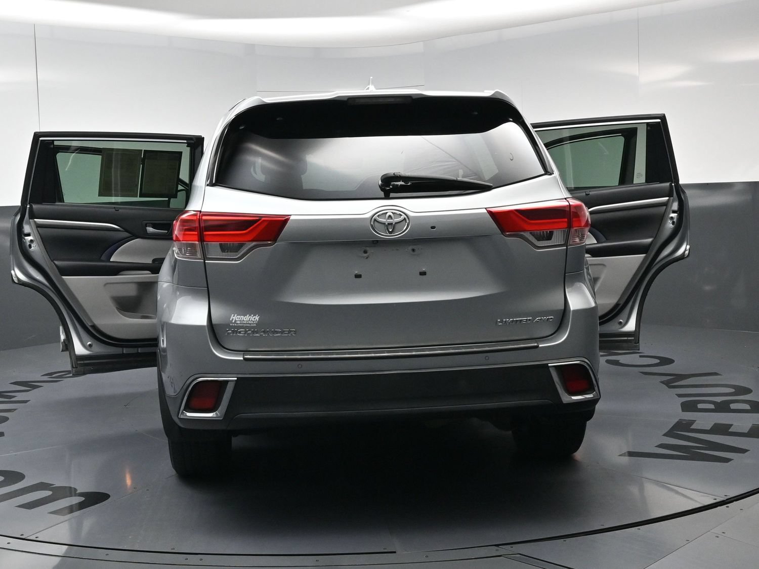 Used 2017 Toyota Highlander Limited w/ Protection Package #3 AWD/4WD image 28