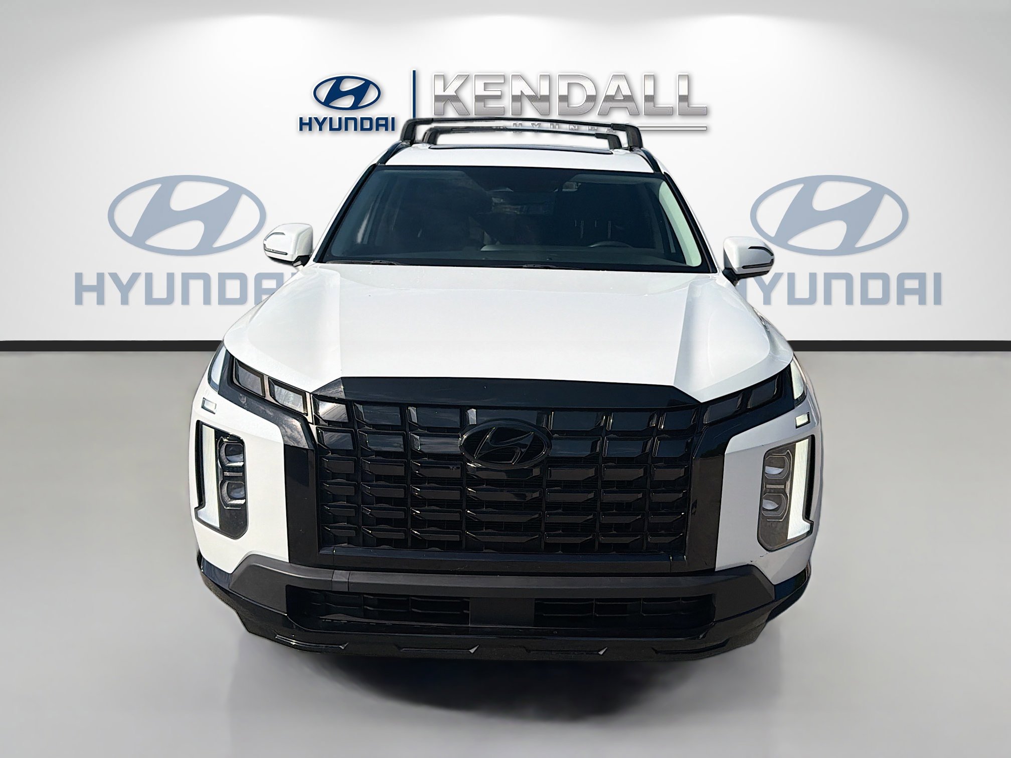 Used 2023 Hyundai Palisade XRT FWD image 2