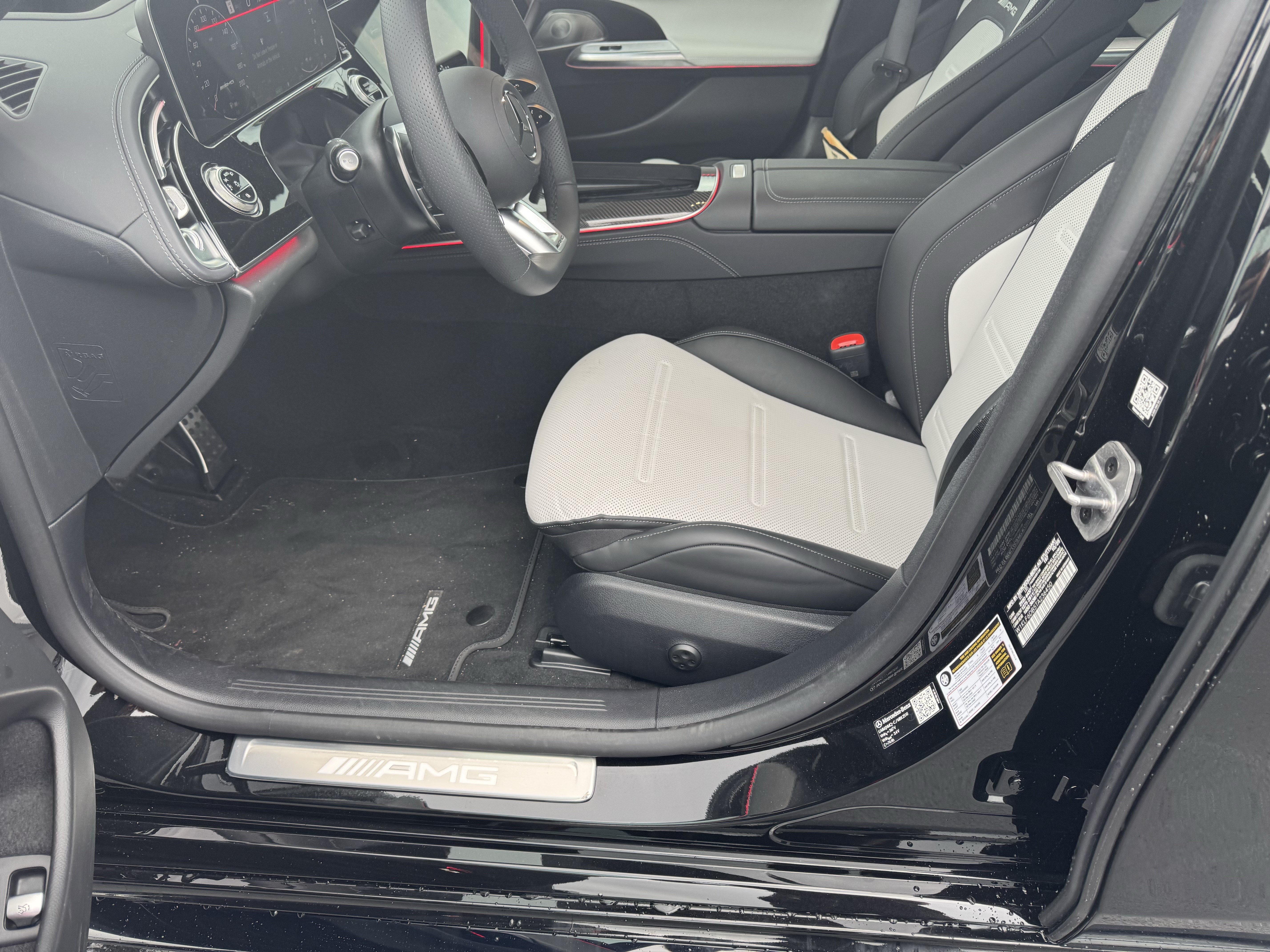 Certified 2026 Mercedes-Benz E 53 AMG e 4MATIC Sedan image 16