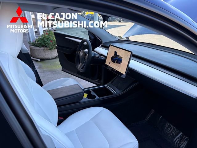 Used 2023 Tesla Model Y Long Range AWD/4WD image 18