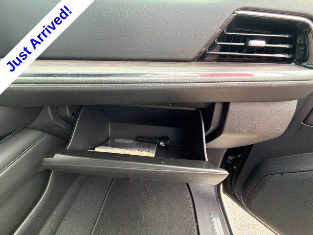 Used 2025 Chevrolet Tahoe LT RWD image 24