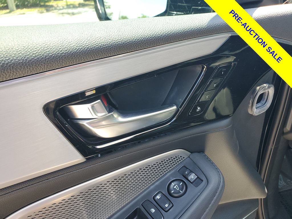 Used 2024 Acura MDX SH-AWD image 23