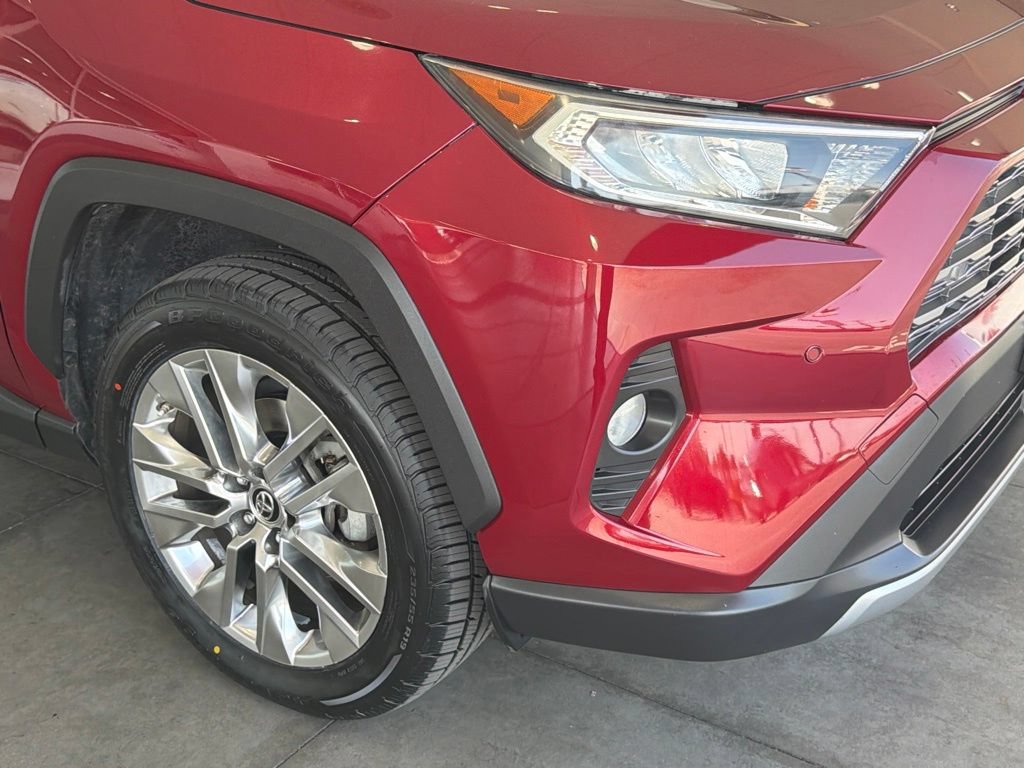 Certified 2019 Toyota RAV4 Limited w/ Carpet Mat Package FWD image 8