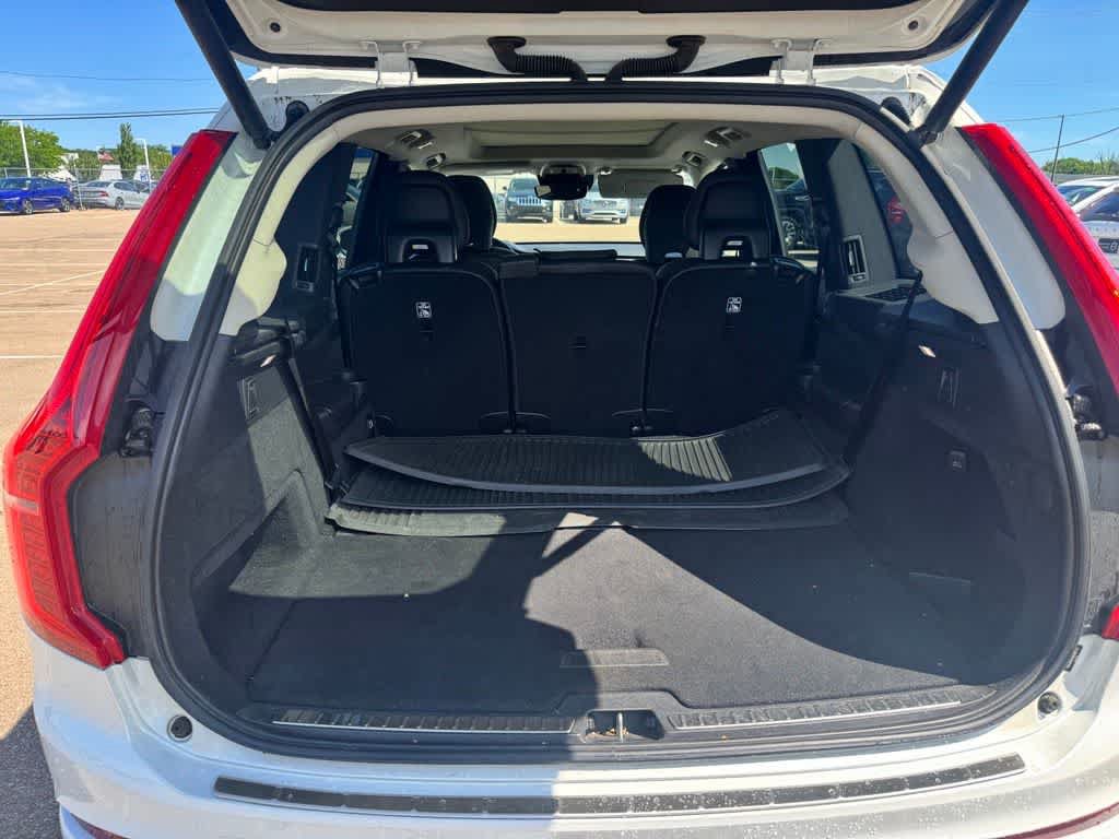 Used 2019 Volvo XC90 T6 Momentum w/ Protection Package Premier AWD/4WD image 13