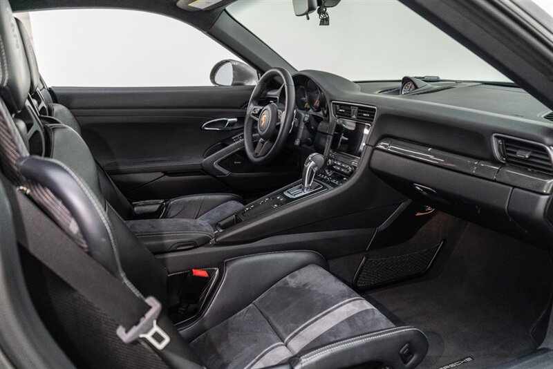 Used 2018 Porsche 911 GT3 RWD image 56