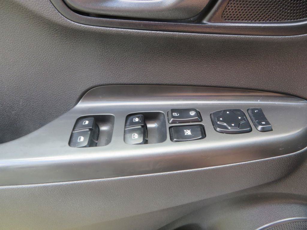 Used 2020 Hyundai Kona SEL FWD image 22