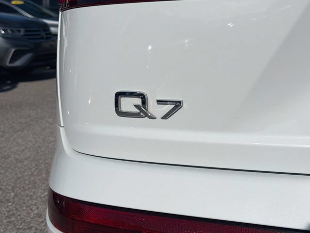 Used 2018 Audi Q7 3.0T Prestige w/ Prestige Package AWD/4WD image 46