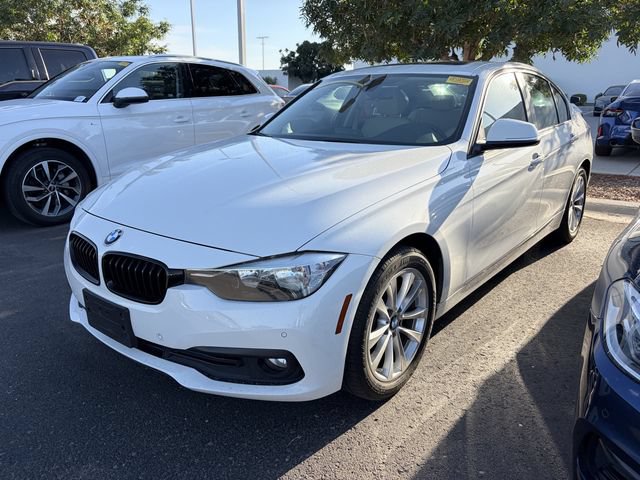 Used 2017 BMW 320i xDrive Sedan AWD/4WD image 1