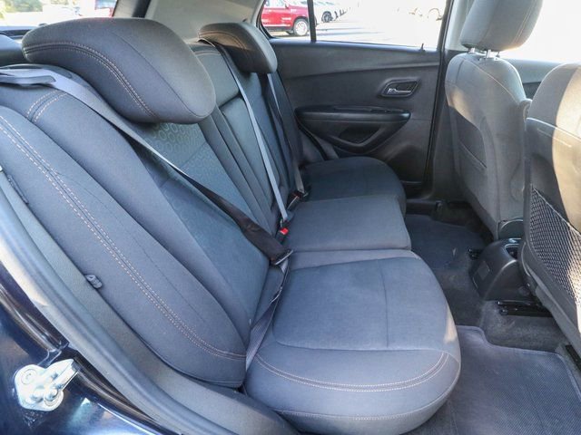 Used 2021 Chevrolet Trax LS w/ Tint and Cruise Package image 24