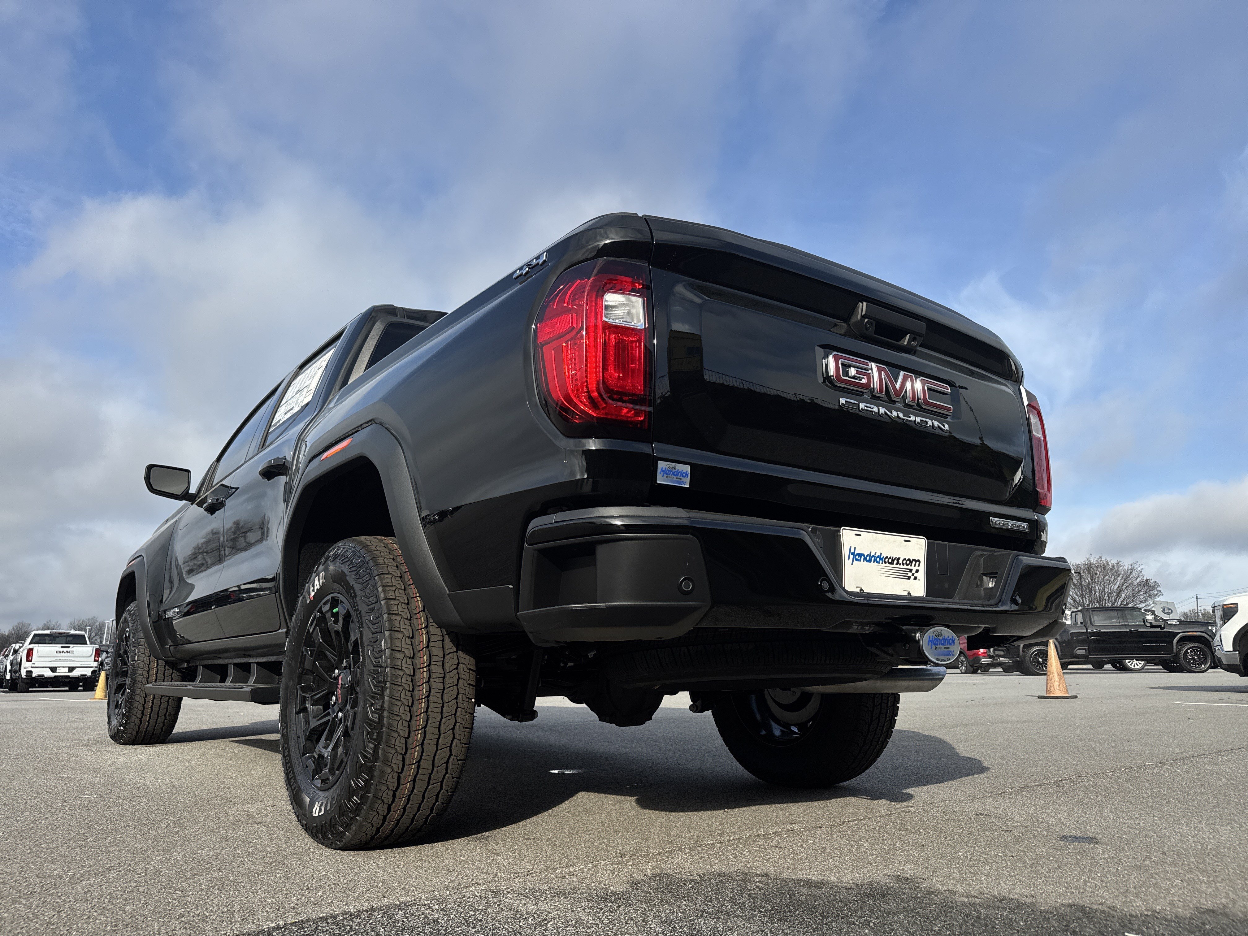 New 2026 GMC Canyon Elevation w/ Convenience Package AWD/4WD image 8