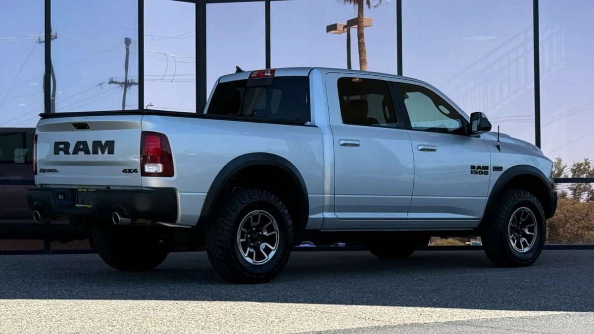 Used 2016 RAM 1500 Rebel w/ Luxury Group AWD/4WD image 13