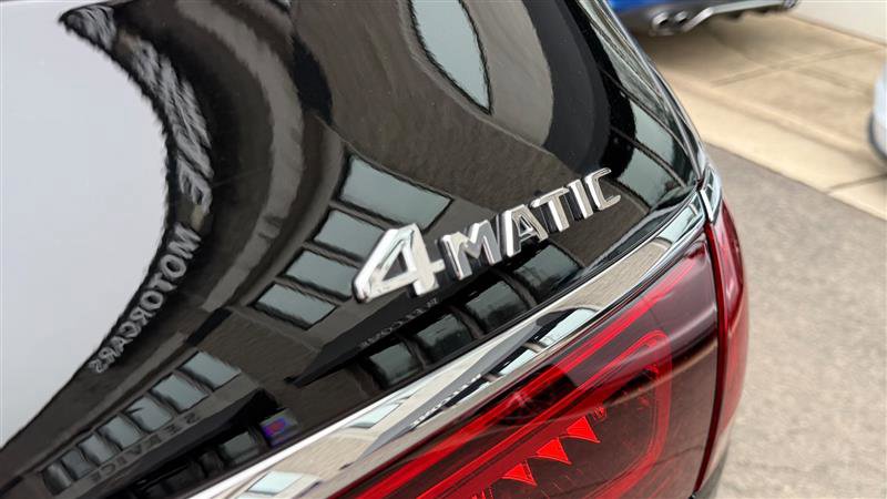 Used 2023 Mercedes-Benz GLS 450 4MATIC w/ AMG Line Exterior image 36