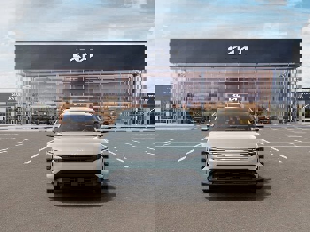 New 2026 Kia K4 LXS image 2