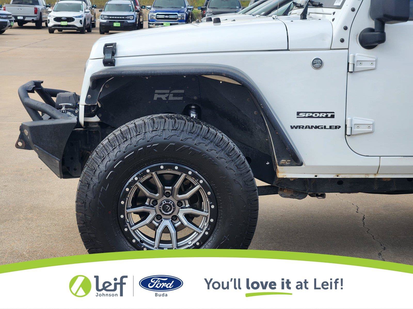 Used 2015 Jeep Wrangler Sport w/ Connectivity Group AWD/4WD image 7