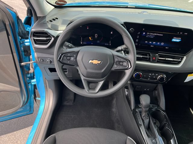 Used 2025 Chevrolet TrailBlazer LT FWD image 15