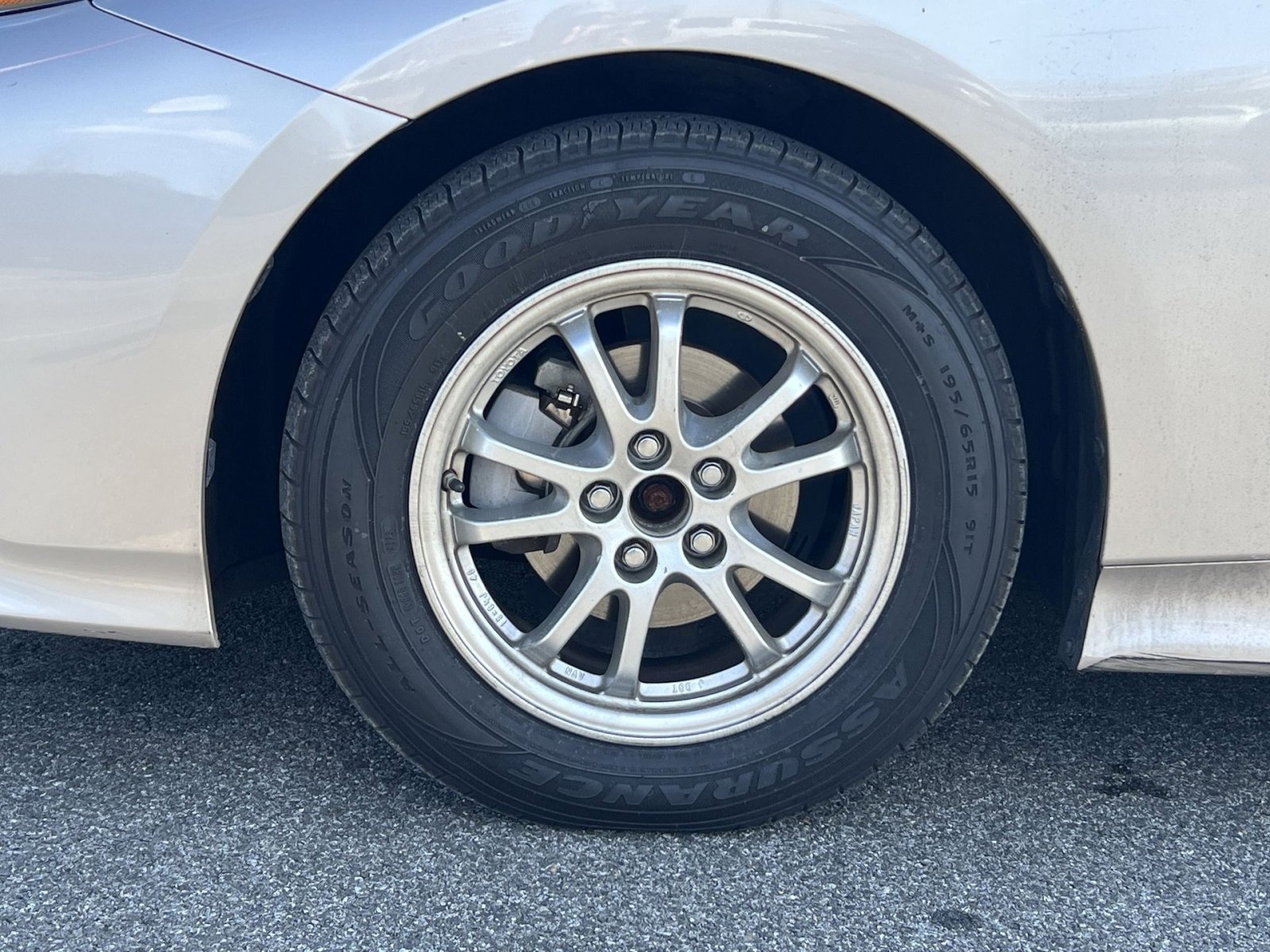 Used 2019 Toyota Prius Prime Plus image 11