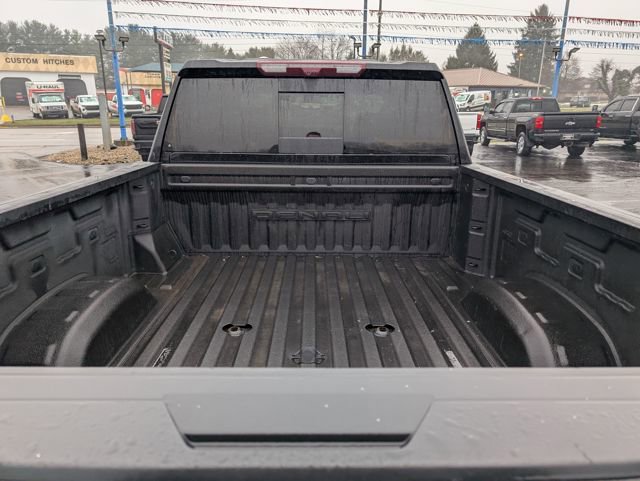 Used 2024 GMC Sierra 2500 Denali w/ Technology Package image 10