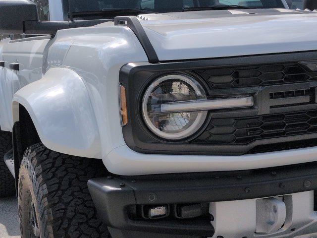 New 2026 Ford Bronco Raptor w/ Interior Carbon Fiber Pack AWD/4WD image 9