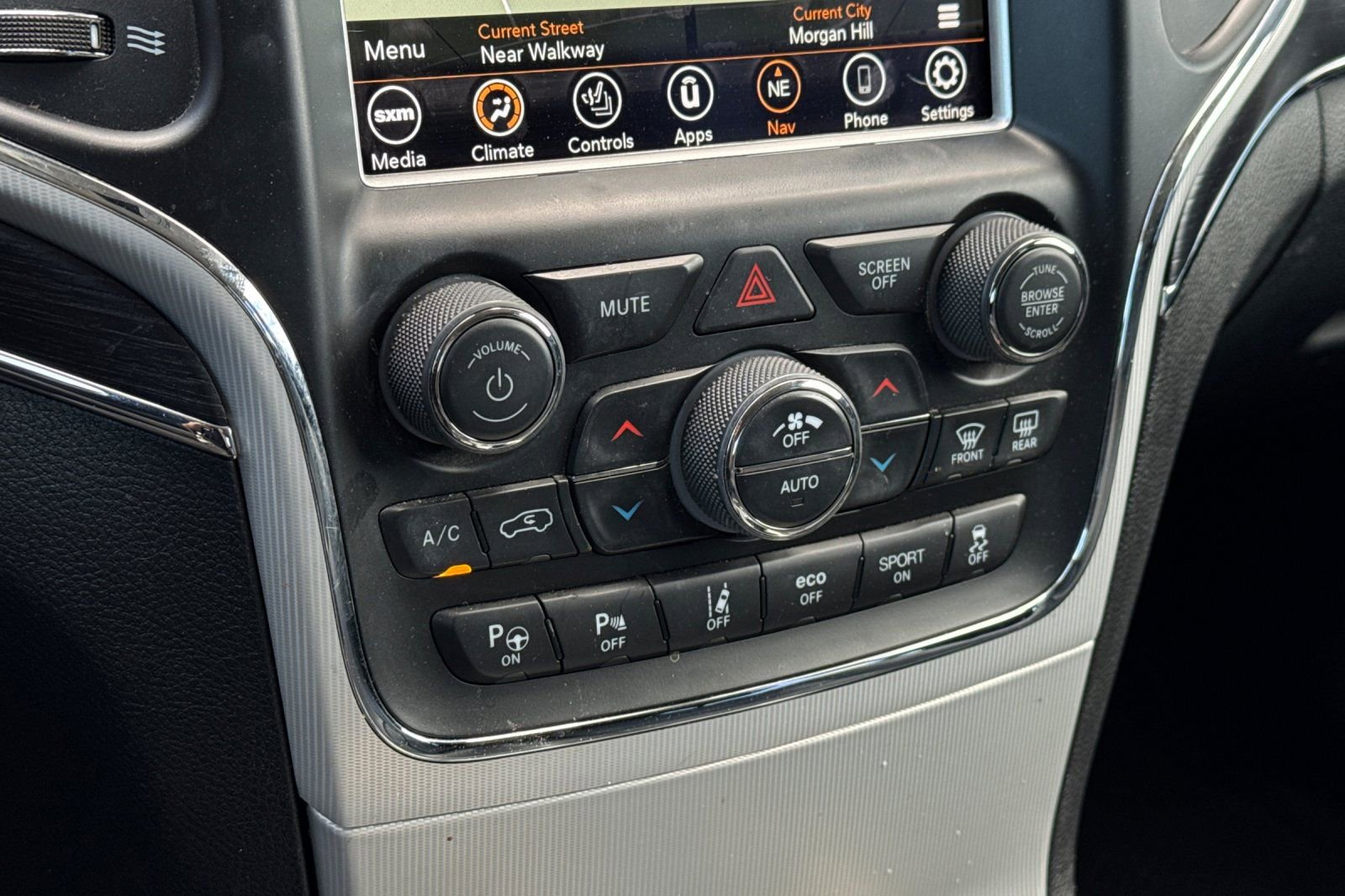 Used 2018 Jeep Grand Cherokee Summit w/ Platinum Series Group image 25