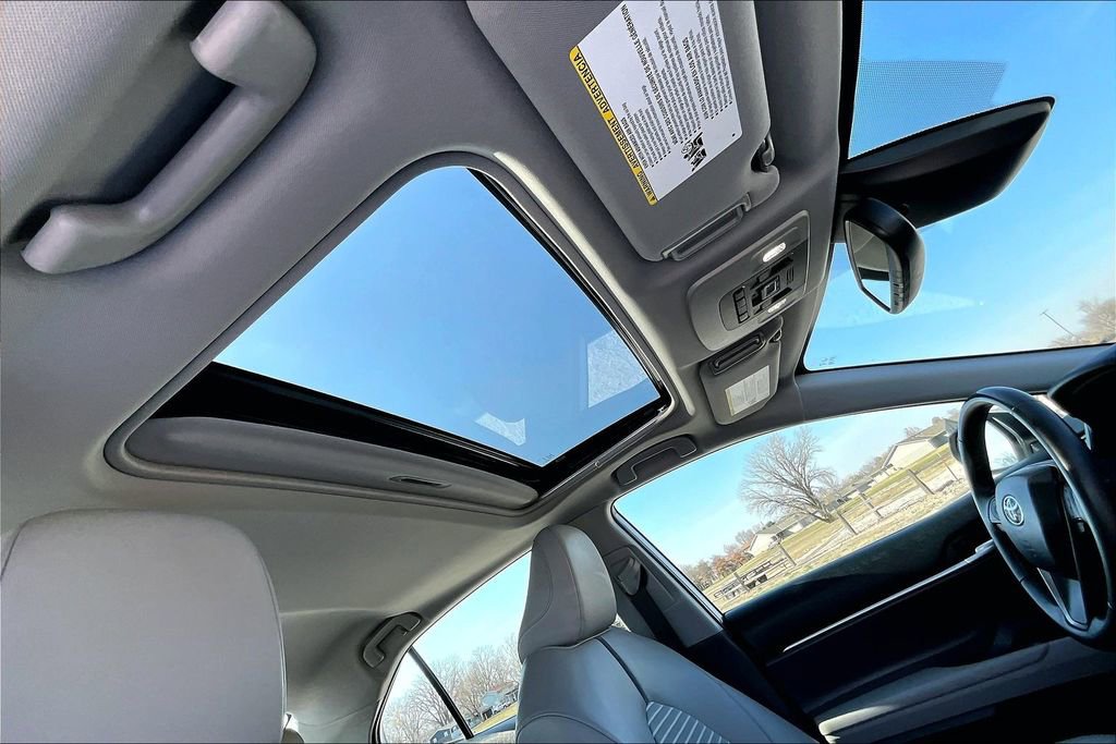 Used 2023 Toyota Camry SE w/ Convenience Package image 20