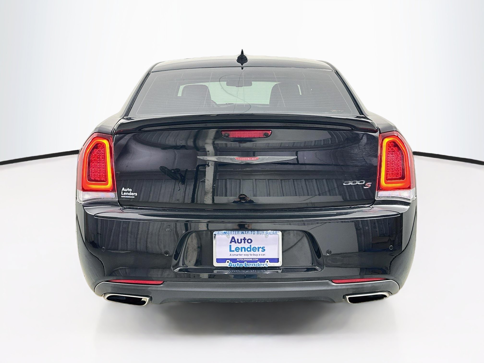 Used 2022 Chrysler 300 S RWD image 6
