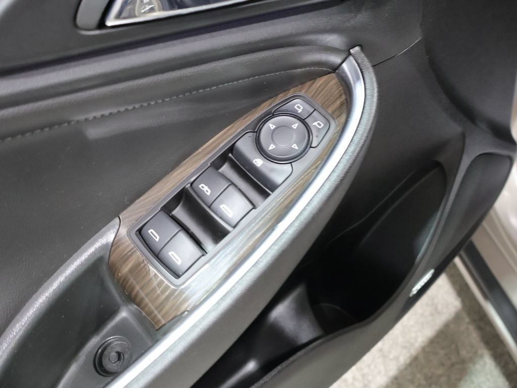 Used 2024 Chevrolet Malibu LT FWD image 14
