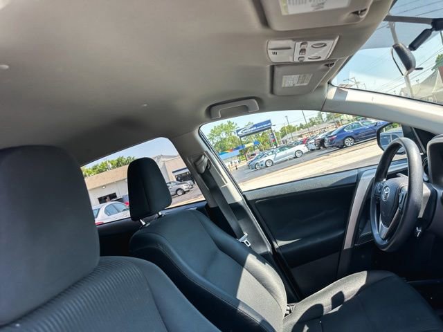 Used 2014 Toyota RAV4 LE FWD image 25