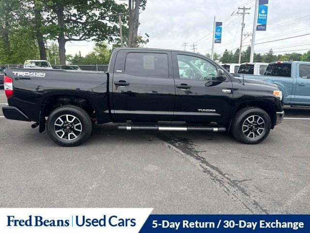 Used 2016 Toyota Tundra SR5 w/ TRD Off Road Package AWD/4WD image 9