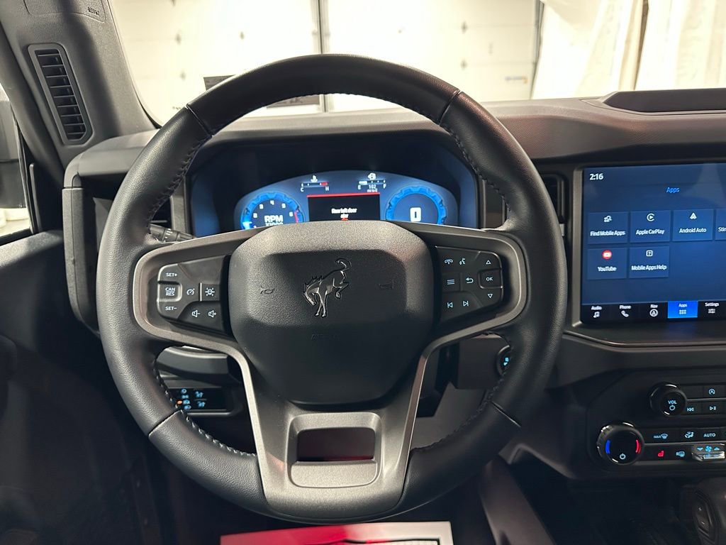 Used 2025 Ford Bronco Big Bend image 18