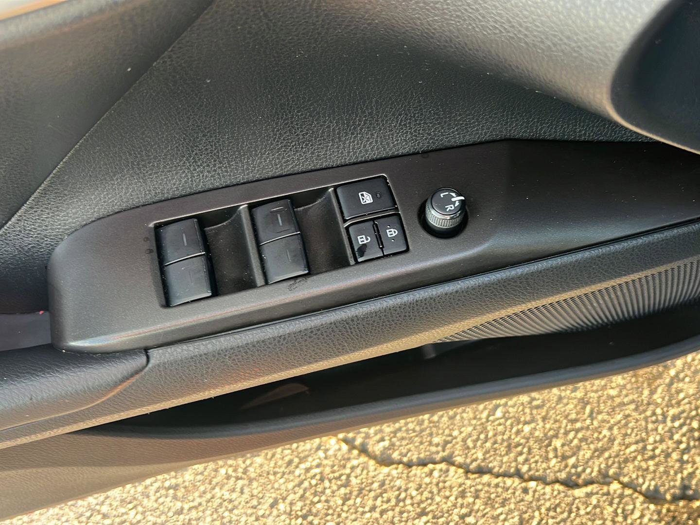 Certified 2023 Toyota Camry SE FWD image 31