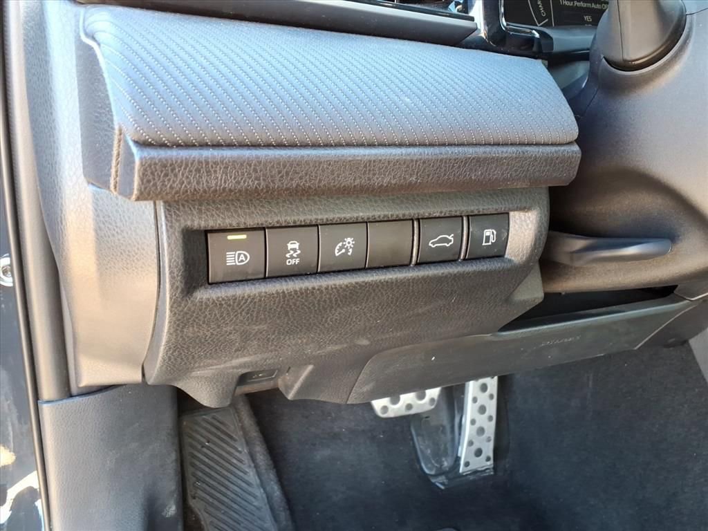 Certified 2025 Toyota Camry SE image 14