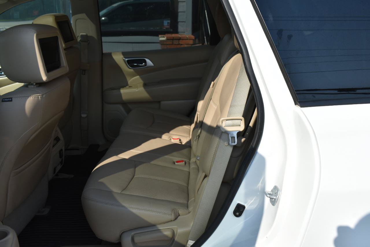 Used 2014 Nissan Pathfinder Platinum w/ Platinum Premium Package AWD/4WD image 18