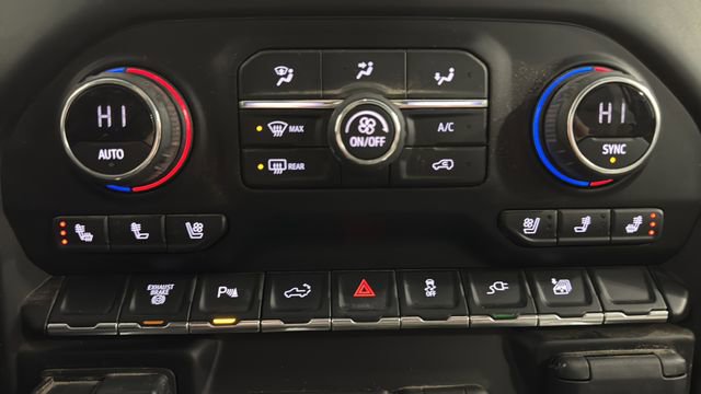 Used 2021 Chevrolet Silverado 3500 LTZ w/ LTZ Convenience Package image 11