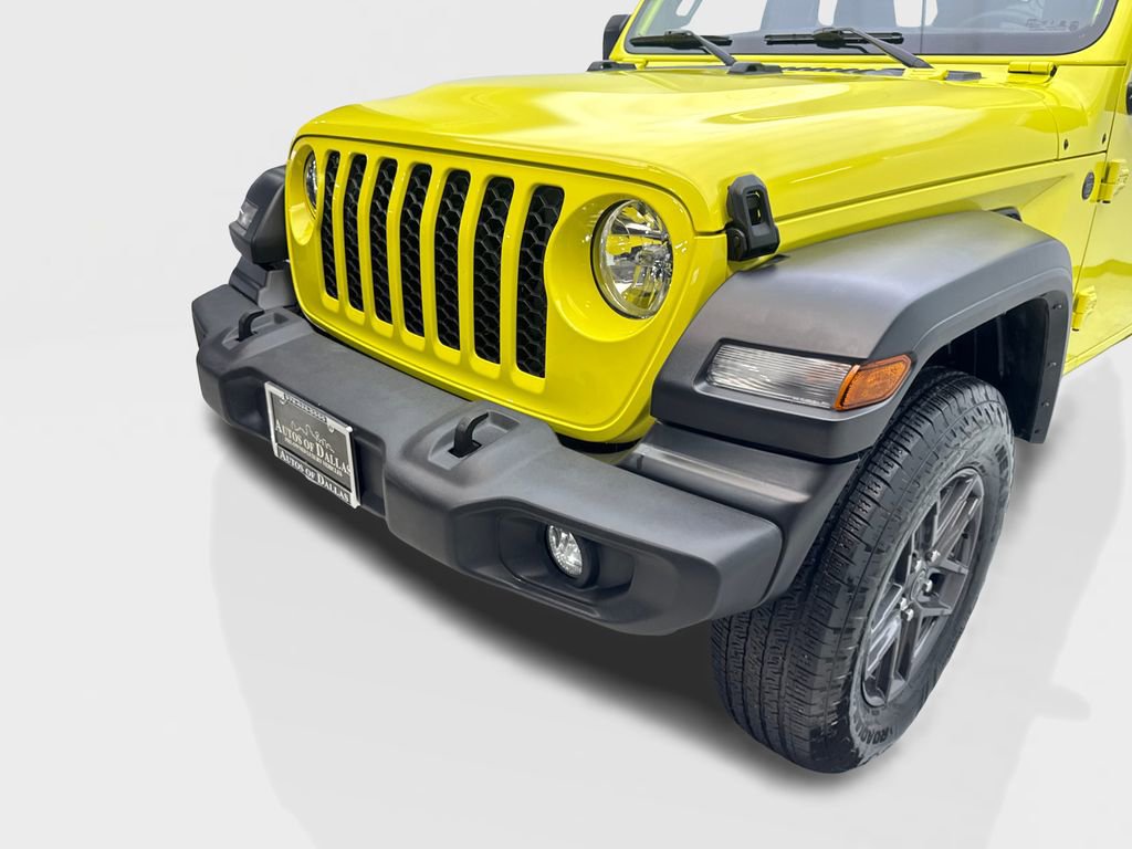 Used 2024 Jeep Wrangler Sport S AWD/4WD image 16