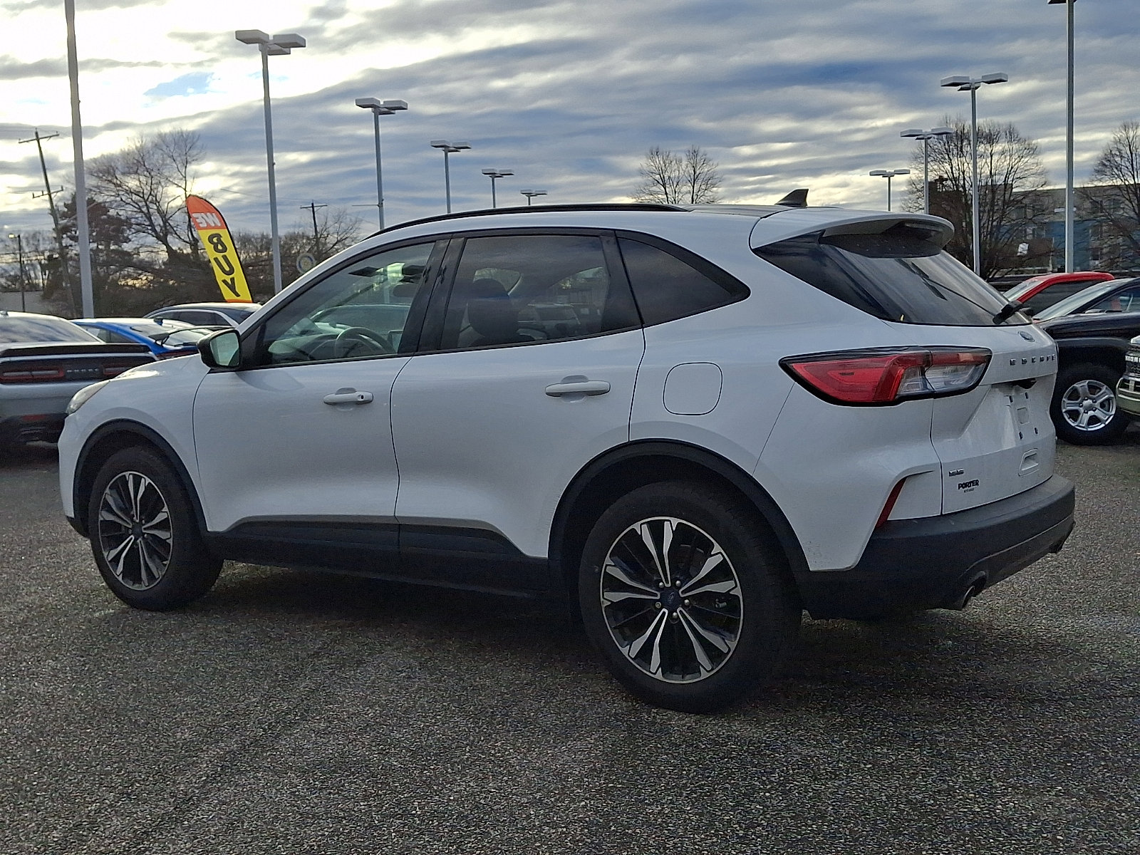 Certified 2022 Ford Escape SE w/ SE Sport Appearance Package image 7