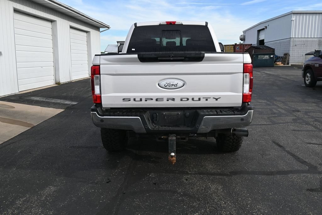 Used 2018 Ford F350 Lariat w/ Lariat Ultimate Package AWD/4WD image 5
